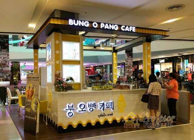 Booth Makanan di Mall